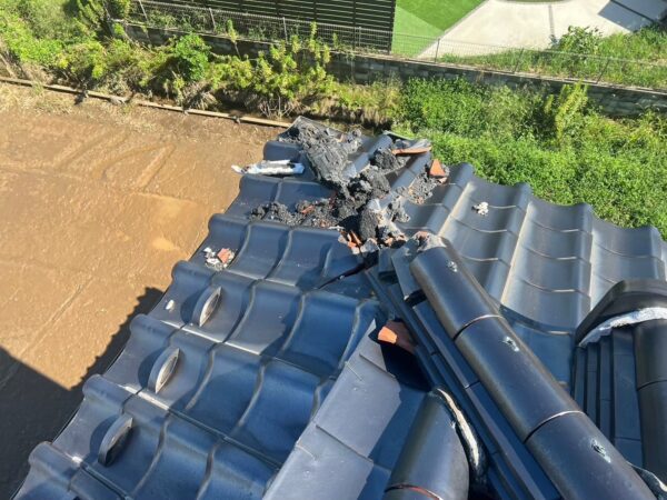 さいたま市大宮区にて屋根修理・火災保険〈落雷による瓦屋根の補修〉の施工前写真